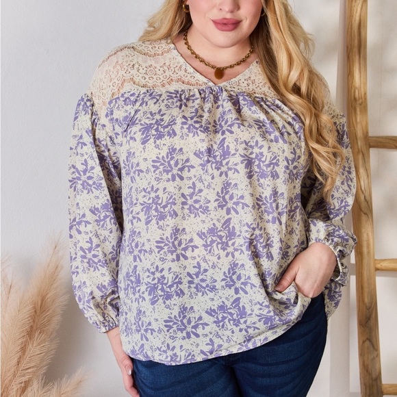 Hailey & Co Full Size Colorblock V-Neck Blouse